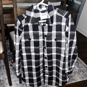 NWOT Old Navy Black & White Plaid Women’s Shacket